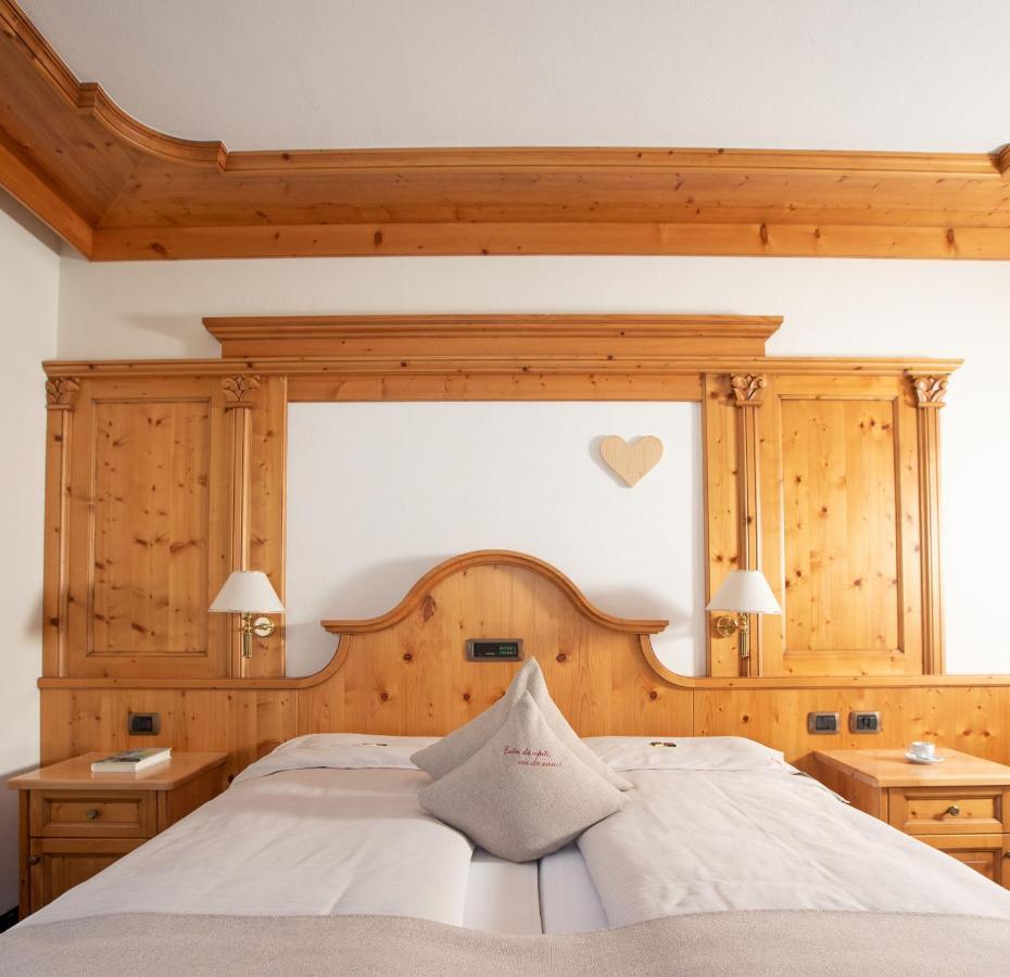Hotel Galli ลีวินโญ ภายนอก รูปภาพ