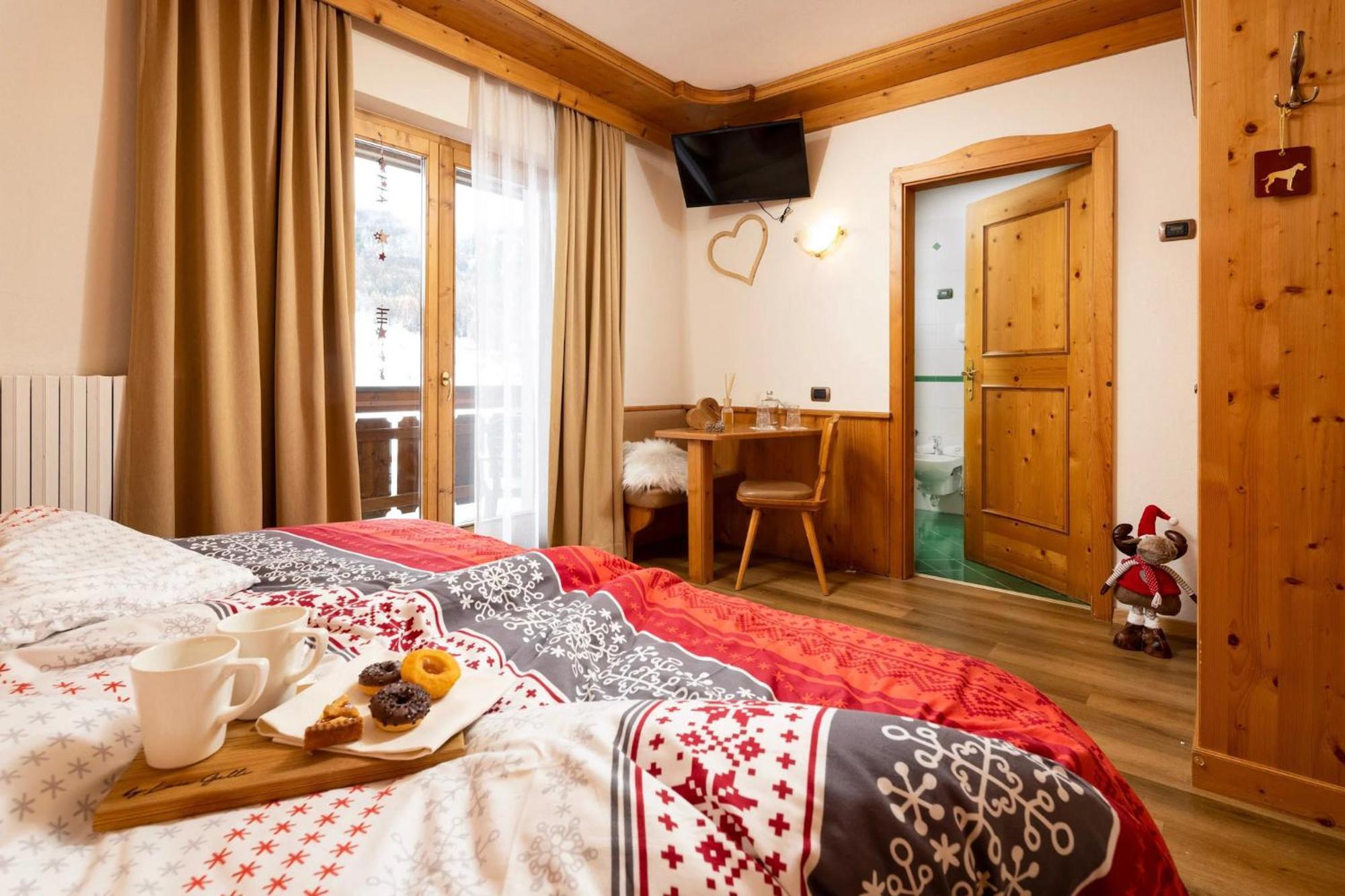 Hotel Galli ลีวินโญ ภายนอก รูปภาพ