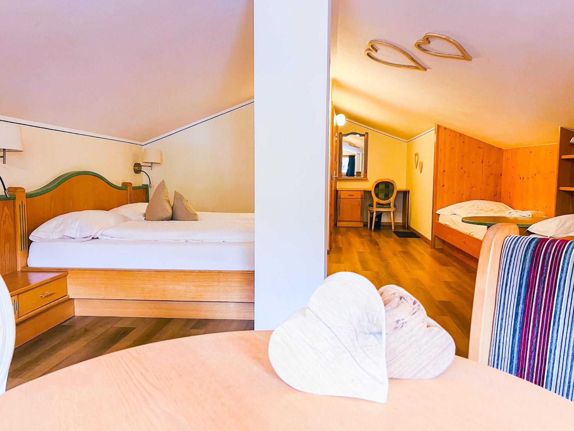 Hotel Galli ลีวินโญ ภายนอก รูปภาพ
